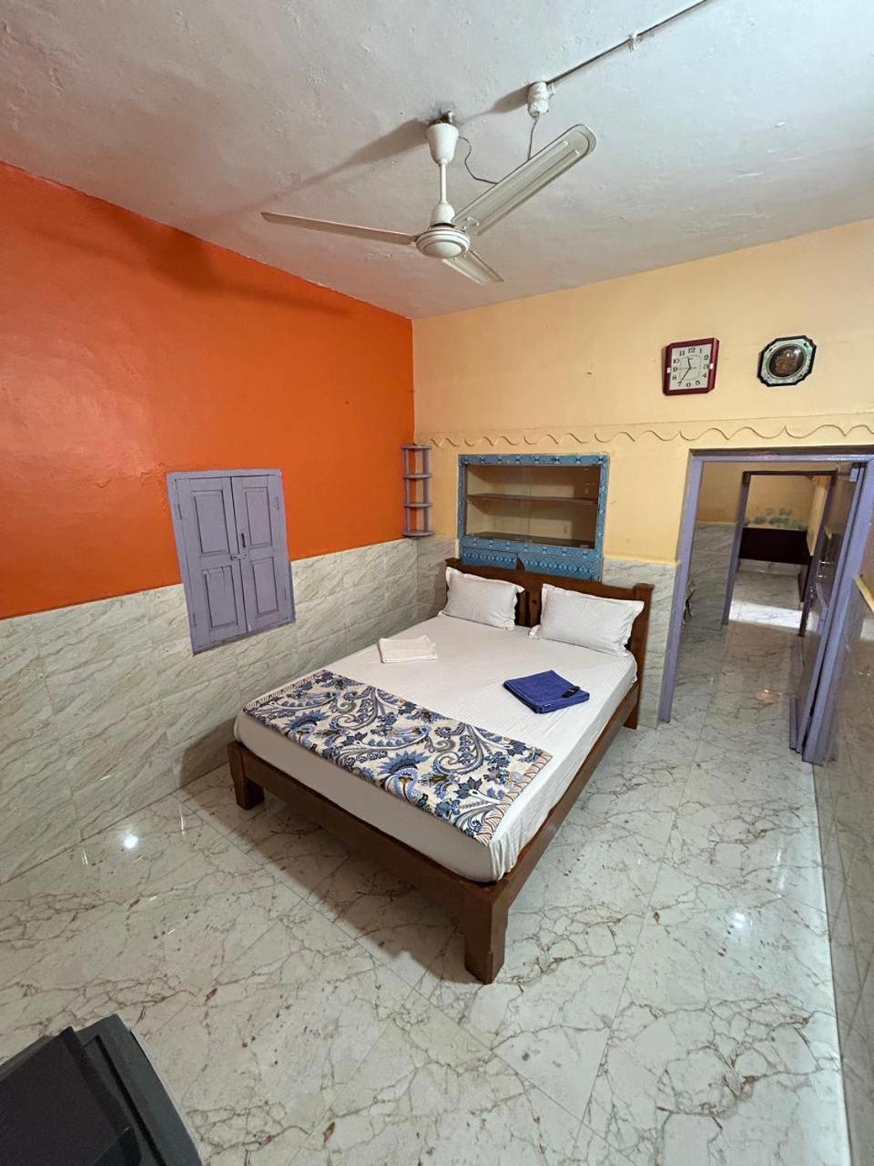 Temple View Guest House Hampi Room photo